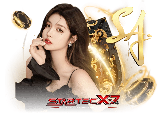 ภาพผู้หญิงสไตล์คาสิโนหรู startecx7 พร้อมไพ่และชิป SA Gaming โทนสีทองพรีเมียม เหมาะสำหรับโปรโมทบาคาร่าและคาสิโนออนไลน์ startecx7